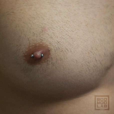 ПИРСИНГ СОСКА