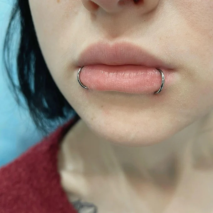 ПИРСИНГ LABRET УКУСЫ