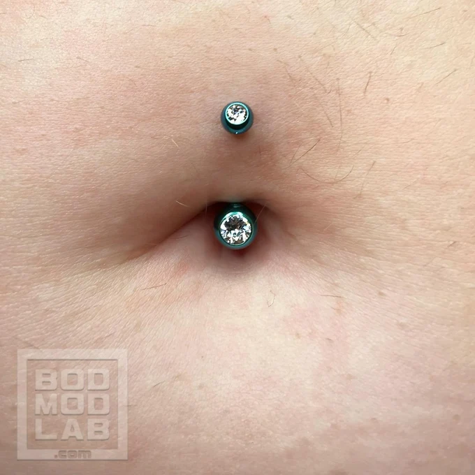 ПИРСИНГ ПУПКА