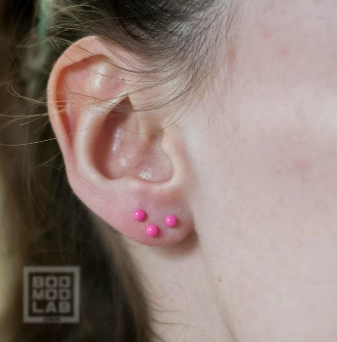 необычный пирсинг мочек