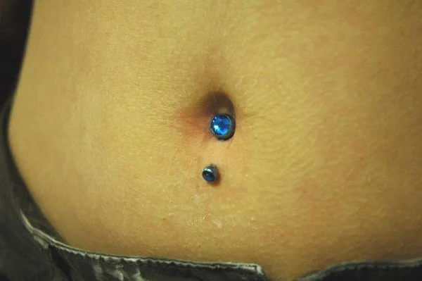 ПИРСИНГ ПУПКА